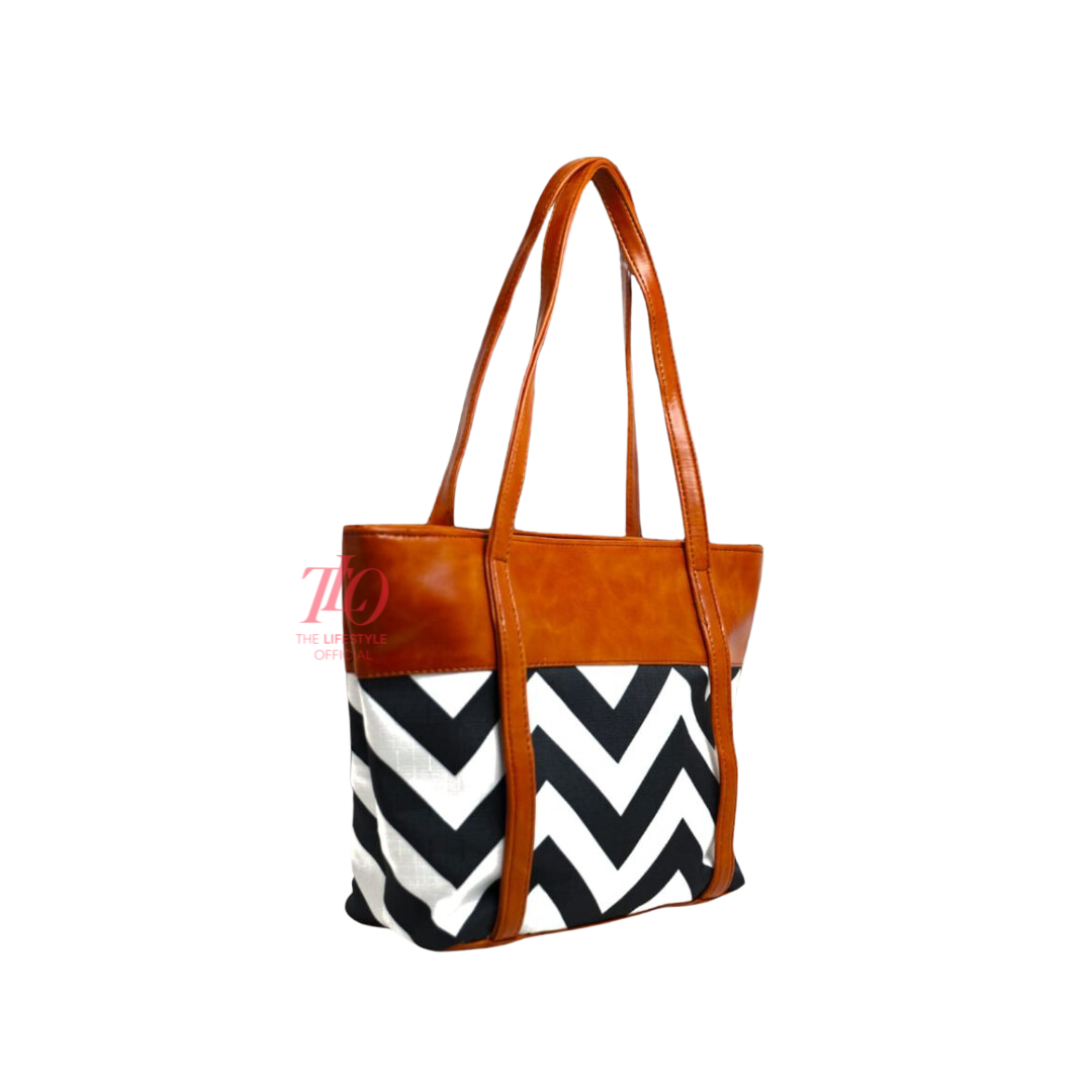 V-Signature Black Tote Bag